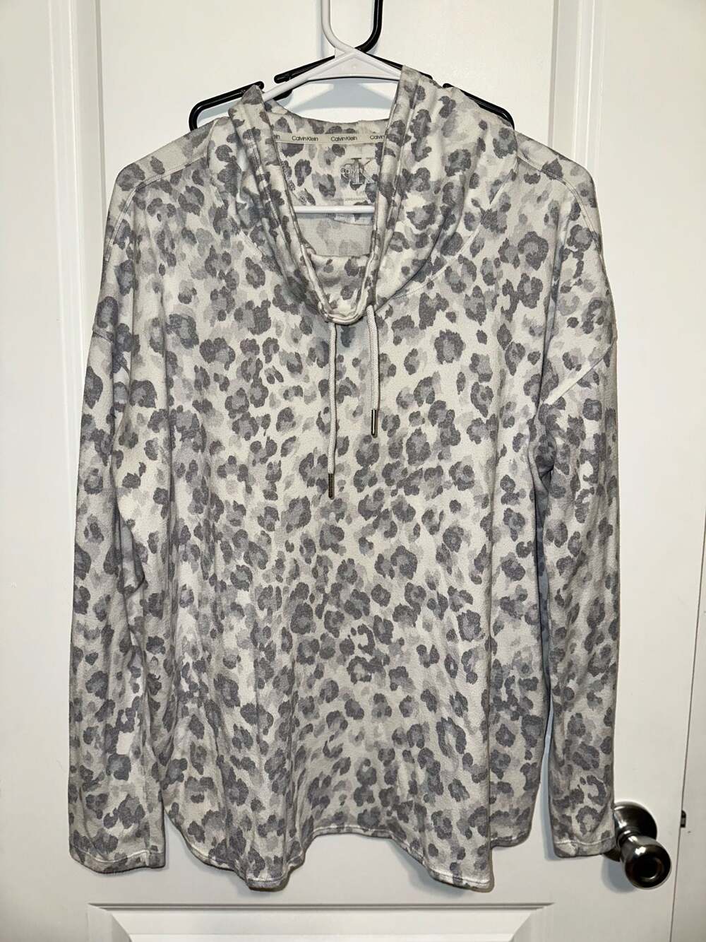Calvin Klein‎ Women's Snow Leopard Cowl Neck Pullover Sweatshirt